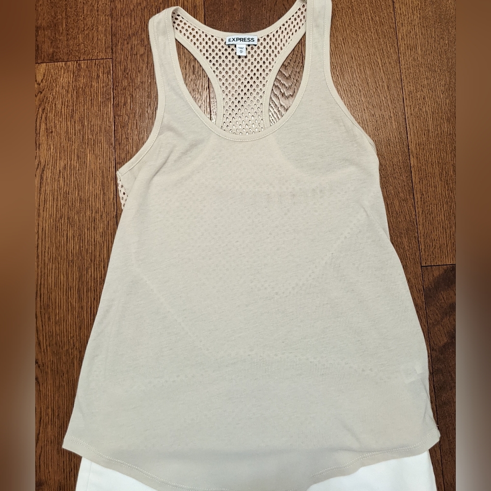 Express Tan Tank size xs